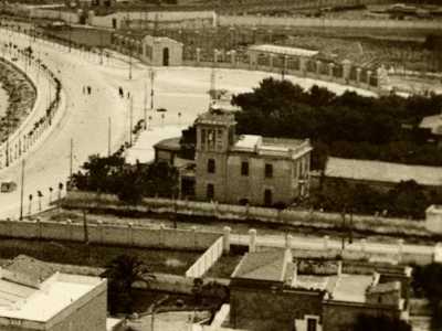 ...assieme all�adiacente villa De Luzio...